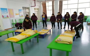 保育员小班月工作计划8篇