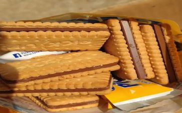 粉饼干小班教案7篇