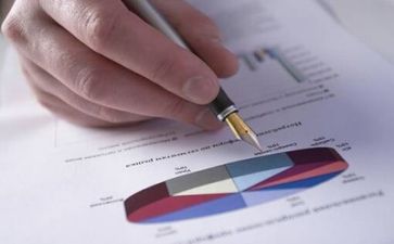 财务科年底述职报告7篇
