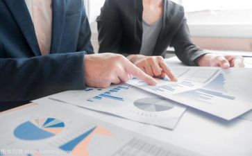 财务科2023述职报告8篇