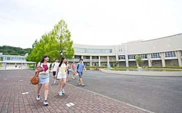大三学年鉴定表自我鉴定推荐5篇