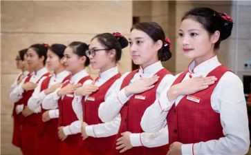 服务员月总结报告精选5篇