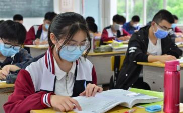 中考生自我鉴定推荐5篇