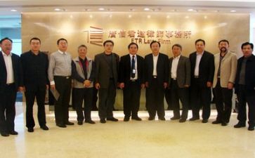 当律师的作文通用7篇