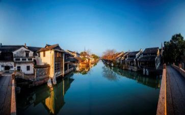 英语去旅游作文7篇