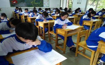 幼儿园小班保育员期末总结5篇