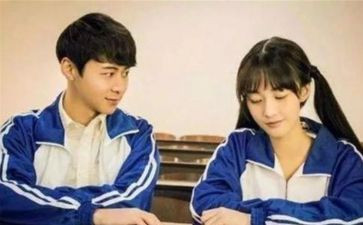 夸同桌的小作文参考6篇
