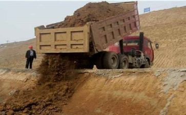 卖土方合同最新5篇