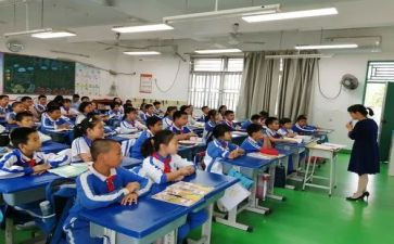 小学语文课代表竞选演讲稿7篇